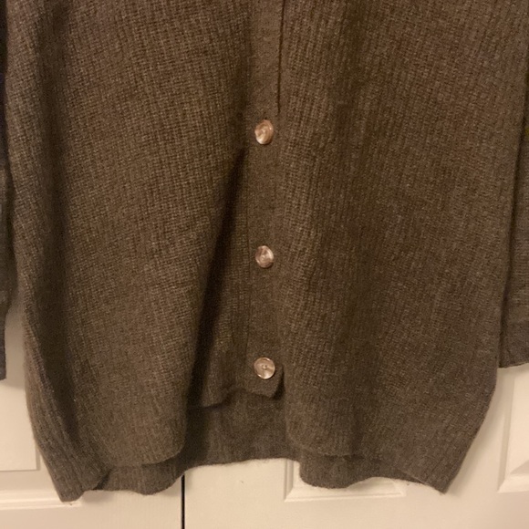 Quince 100% Cashmere Oversized Brown Boyfriend Cardigan Sweater Small - Picture 4 of 11